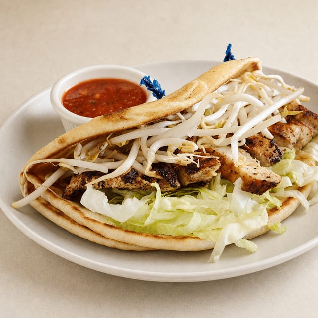 Fresco Chicken Pita.